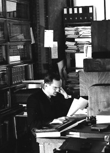 bureau_brunel.jpg (22617 octets)
