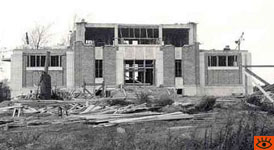 Construction du premier pavillon administratif, 1932